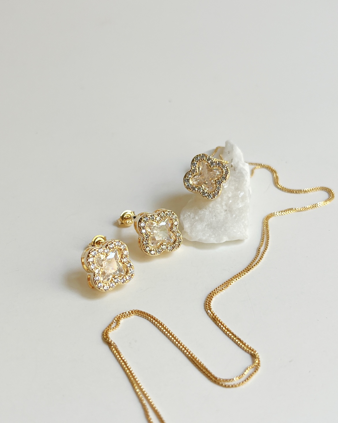 SET TREBOL BLANCO