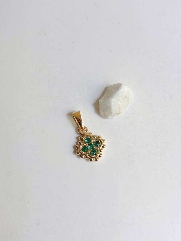 DIJE TREBOL DIAMANTADO VERDE