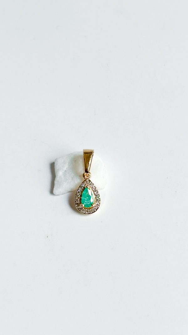 DIJE GOTA CIRCON VERDE
